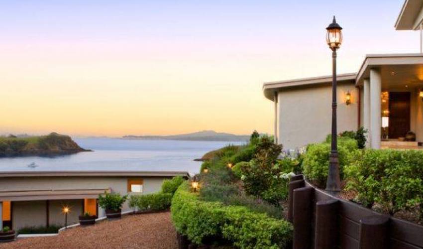 Villa 6144 in New Zealand Main Image